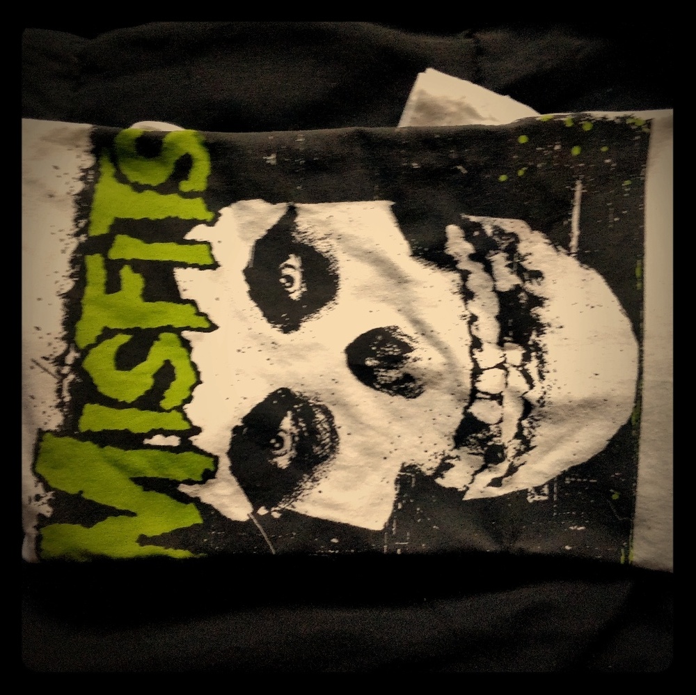 Misfit's Tee
